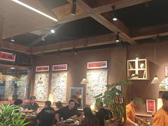 -巴卤社老火锅(财富店)