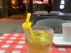 -龙巢盱眙龙虾·牛蛙·烧烤宵夜(八卦岭店)