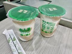 -林小柔绿豆沙牛乳(陆家嘴店)