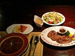 -马迭尔德式西餐精酿啤酒屋(中央大街店)