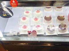 -巴黎贝甜(大宁国际商业广场店)