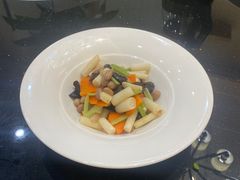 -香山湖家家宴(中山陵店)