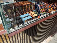 -VENCHI 闻绮(北京国贸商城店)