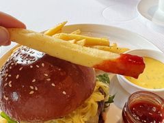 -AZUR聚(香格里拉饭店)
