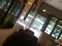 靠窗位-一些柠檬一些茶(西村店)