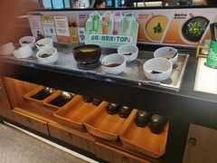 -呷哺呷哺(常营华联店)