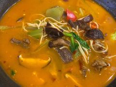 麻辣牛肉汤面-十面欢腾·海鲜面·台式Bistro(长乐路店)
