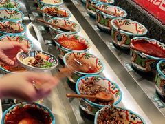 -老牌坊云南鱼豆花火锅(哈西万达店)