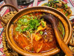 玉溪香辣铜锅米线-火塘云南烧烤大排档