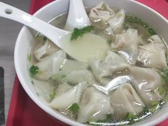 -周震馄饨