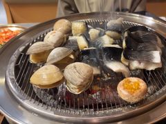 -围炉肉舍•炭烤活鳗•丹东海鲜烤肉(步行街店)