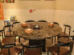 -鸿顺老铁锅美蛙鱼府(解放碑店)