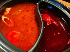 鸳鸯锅-江湖六膳門串串香(隆礼路店)