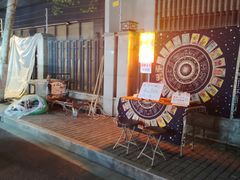 -吴山路夜市