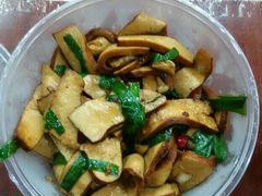 -刘胖子家常菜·蹄花焖藕(中央花园店)