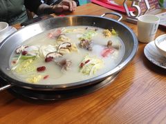 -红牌美蛙鱼头火锅(万辉国际广场店)