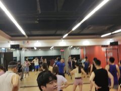 -乐刻运动健身(同曦假日百货店)