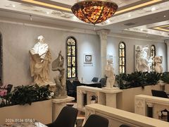 -北京奥加美术馆酒店(三里屯工人体育场地铁站店)