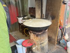 -云南大锅豆浆店