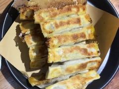 鲜肉芹菜锅烙-奉天祥和锅烙铺(滂江街店)