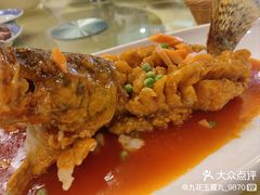 -山明水秀大饭店