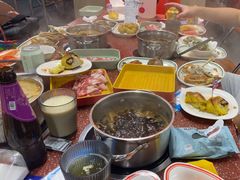 -四囍码头海鲜烧烤自助火锅(外滩南京东路悦荟广场店)