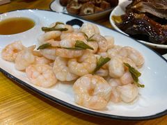 龙井虾仁-百家鲜·杭帮菜