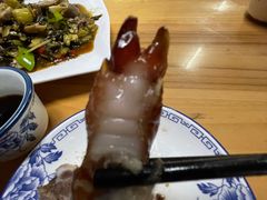 -四更周店烤乳猪