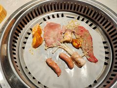 -汉金城海鲜烤肉自助百汇(威海威高广场店)