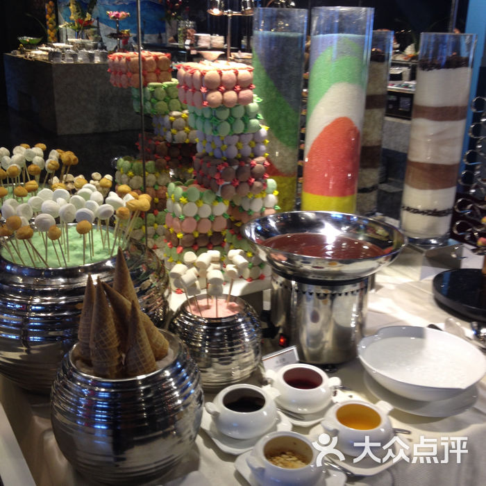 摩登克斯无国界海鲜自助餐厅