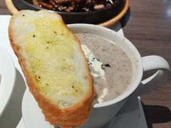 -港丽餐厅(来福士店)