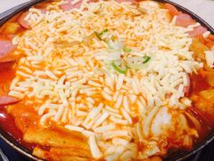 -三清洞摩西韩式年糕火锅(威高广场店)