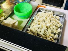 -周震馄饨
