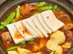 -哈尔滨烧烤·山河村铁锅炖(交大店)