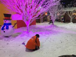 -圣名游乐城冰雪大世界