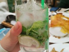 -东方红海鲜百汇(国际大厦店)