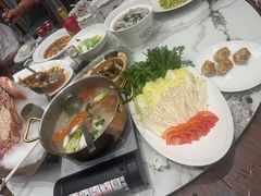 -新丁香海鲜酒店(银海商贸城店)