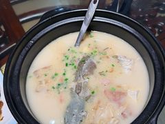 -土砂锅生态山庄·非遗砂锅雅鱼