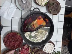 -重庆故事姊妹老火锅(财经学院店)