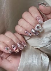 -安吉拉·纤纤玉指美甲美睫创意中心