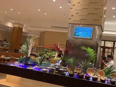 -亚龙湾希尔顿自助餐厅·海鲜·烧烤·沙滩BBQ·现场乐队