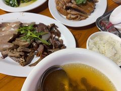 -乌文新澄海卤鹅店