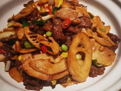 -鸽子侯·家宴·平价海鲜(市图书馆店)