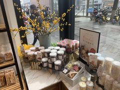 零售区-罗森尼娜(解放西路店)