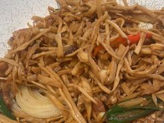 -川流不息·地道川菜·小龙虾(松东路店)