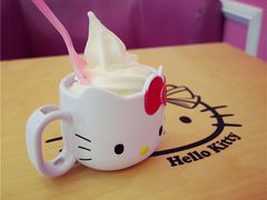 -Hello Kitty Cafe(弘大店)