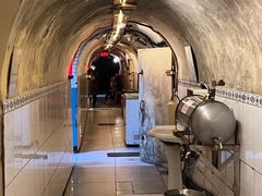 -洞庭洲·防空洞火锅·烧烤·铜锅涮肉(新百广场店)