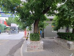 -全家便利店(法华寺街店)