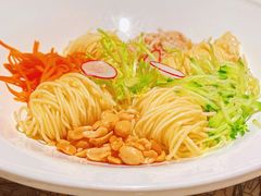 鸡丝拌面-桂满陇天书(南京德基旗舰店)