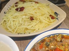 -肖四女乐山跷脚牛肉(世博源店)